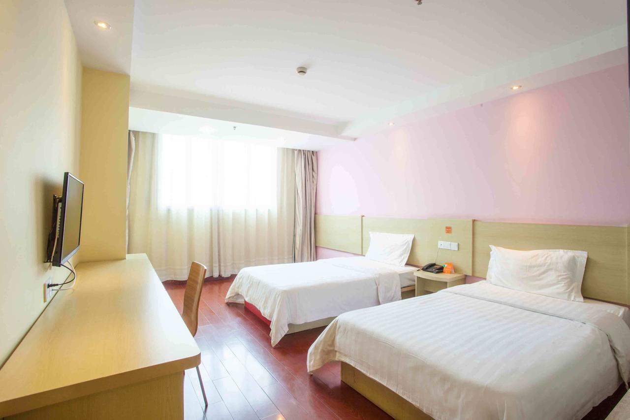 7Days Inn Xi'An East Street Zhangxueliang Memorial Hall East Door מראה חיצוני תמונה